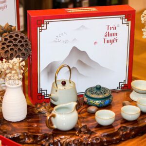 Tra Shan tuyet co thu